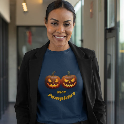 Nice Pumpkins Halloween Blue T-Shirt – Funny Jack-O-Lantern Graphic Tee for Women