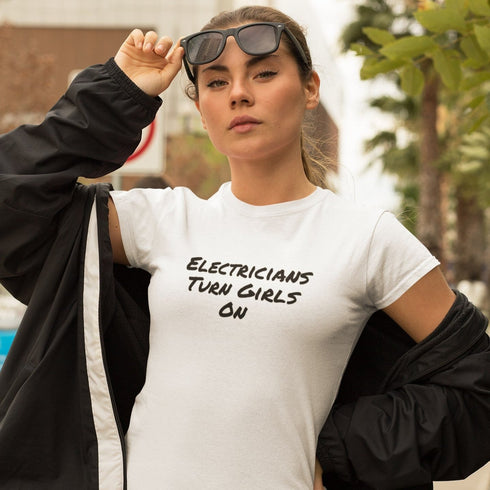 Electricians Turn Girls On
